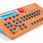 Waldorf MicrowaveXT INTERNAL AKAi-PHOTONE