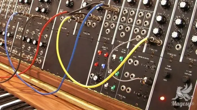 Moog Modular V3 Masterclass TUTORiAL-MaGeSY