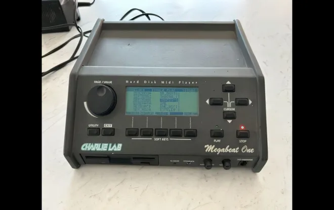 Free Download Charlie Lab Megabeat One AKAi-SynthX